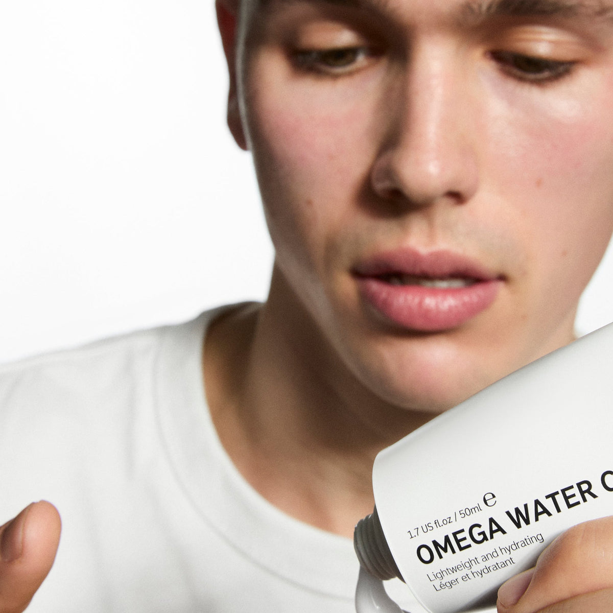 supersize-omega-water-cream-duo-l6 Omega100_Model_2000x2000_62065fcd-8c1b-4831-aefc-6f05325600fd.jpg